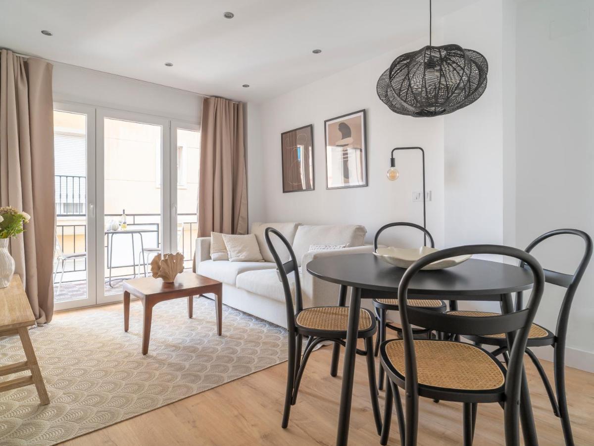 Sanders San Patricio - Dreamy Two-Bedroom Apartment Downtown Малага Екстериор снимка