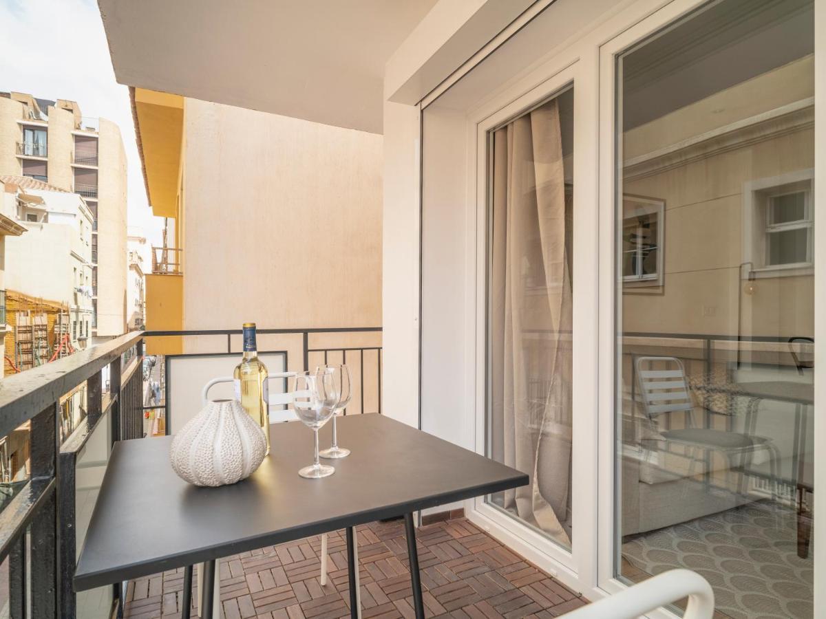 Sanders San Patricio - Dreamy Two-Bedroom Apartment Downtown Малага Екстериор снимка